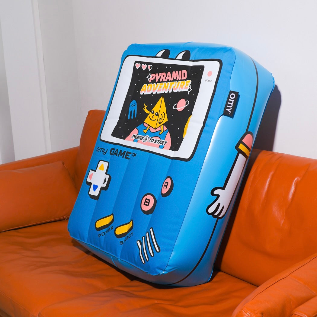 Video game - Giant inflatable pillow